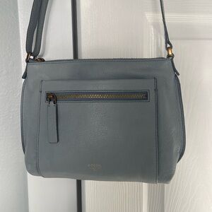 Fossil Vickery Cross Body Bag Light Blue Leather like new